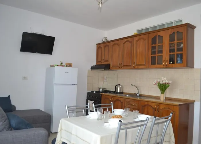 Studio Apartment Golem